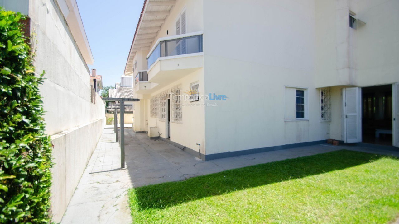 Casa para aluguel de temporada em Florianopolis (Jurerê Internacional)