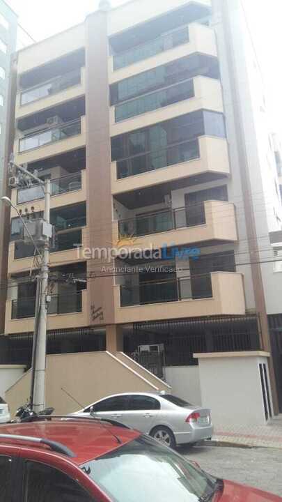 Apartamento para aluguel de temporada em Itapema (Meia Praia)