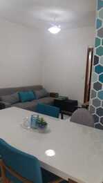 APARTAMENTO 2 DORMITÓRIOS - MEIA PRAIA