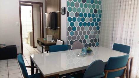 APARTAMENTO 2 DORMITÓRIOS - MEIA PRAIA