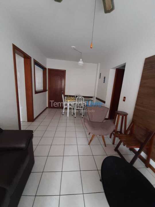 Apartamento para aluguel de temporada em Itapema (Meia Praia)