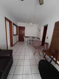 APARTAMENTO 1 DORMITORIO EM MEIA PRAIA