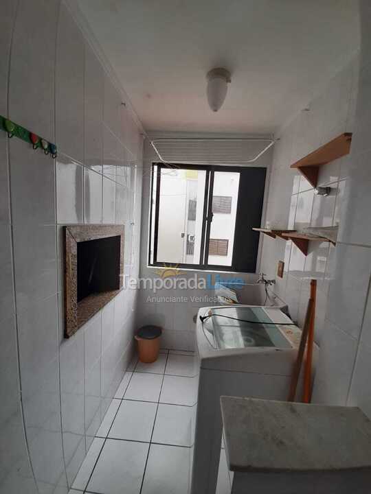 Apartamento para aluguel de temporada em Itapema (Meia Praia)