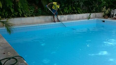 Piscina grande para natação 