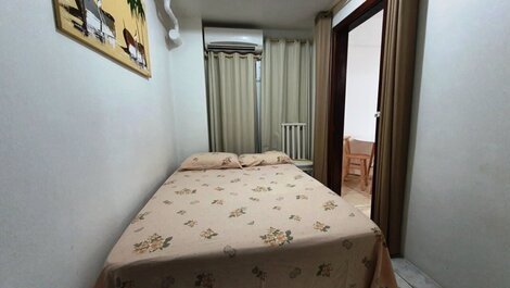 Apartment with 1 bedroom in the center of Bombinhas