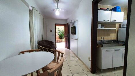 Apartment with 1 bedroom in the center of Bombinhas