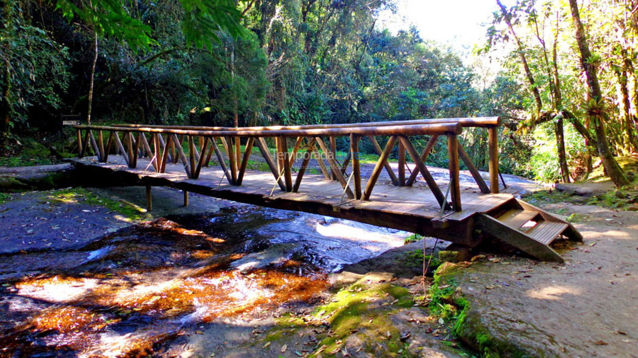 Casa para alquiler de vacaciones em Bocaina de Minas (Alcantilado)