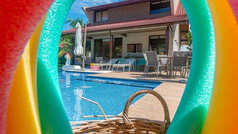 Bungalow exclusivo con piscina privada y Wi-Fi