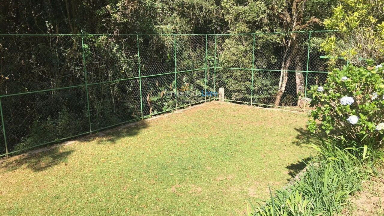 Casa para aluguel de temporada em Campos do Jordão (Jardim Primavera)