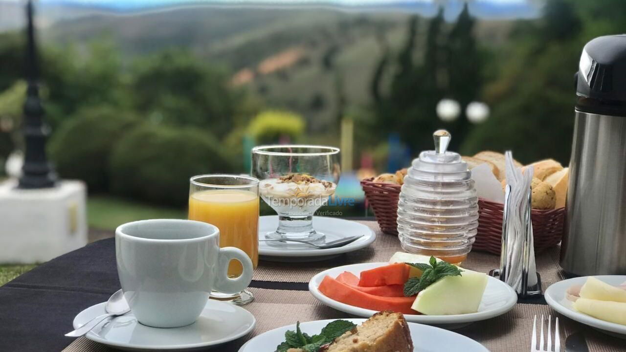 Casa para alquiler de vacaciones em Campos do Jordão (Colinas Capivari)