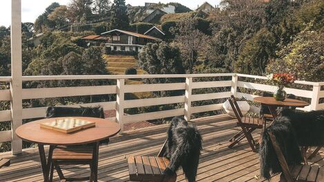 Quarto Triplo com Vista Jardim