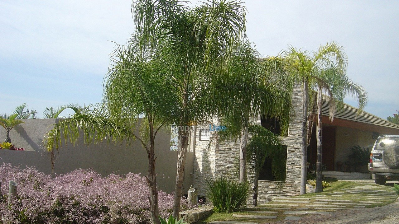 House for vacation rental in Governador Celso Ramos (Armação da Piedade)
