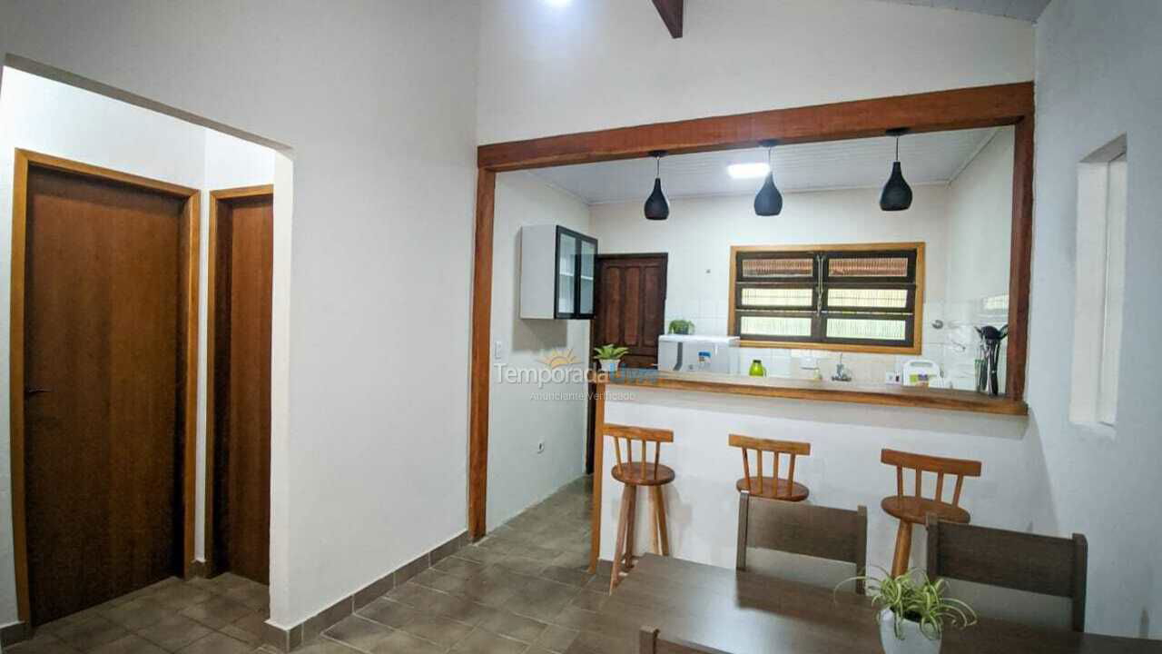 Casa para alquiler de vacaciones em Ilhabela (água Branca)