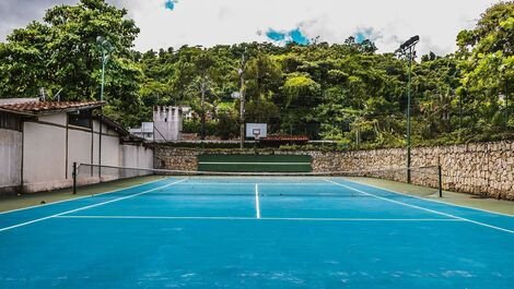 Casa con pista de tenis en Ilhabela - Praia do Perequê