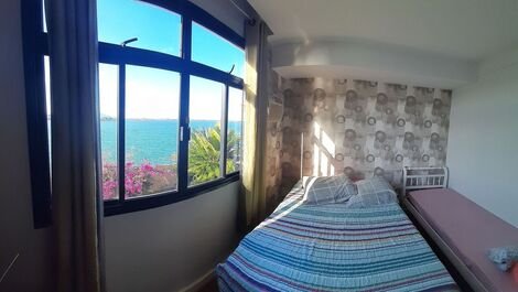 Excellent Apartment facing the sea for 4 people with Wi-Fi
