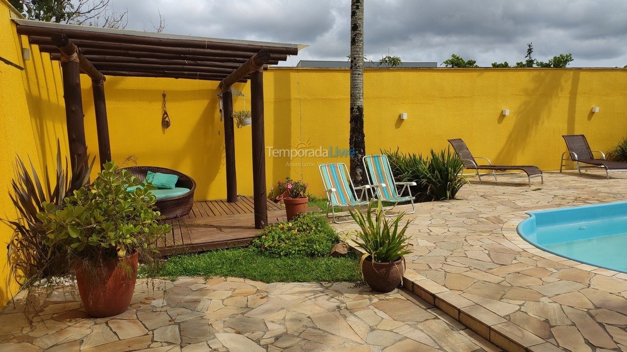 Casa para alquiler de vacaciones em Guaratuba (Barra do Saí)