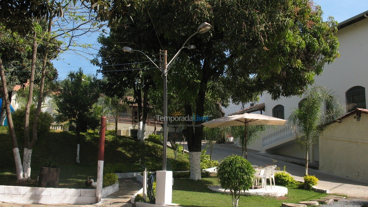 Chácara / sítio para aluguel de temporada em São José da Lapa (Bairro Cachoeira)