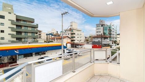Aluguel Apartamento 2 quartos 50 m Mar Bombinhas SC 684
