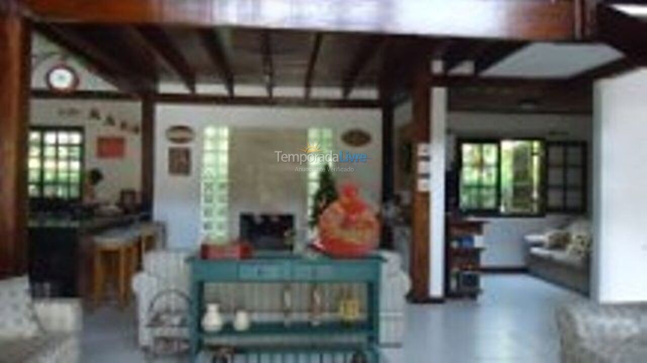 Casa para aluguel de temporada em São Sebastião (Boiçucanga)