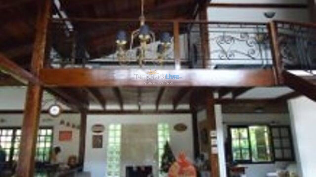 Casa para aluguel de temporada em São Sebastião (Boiçucanga)