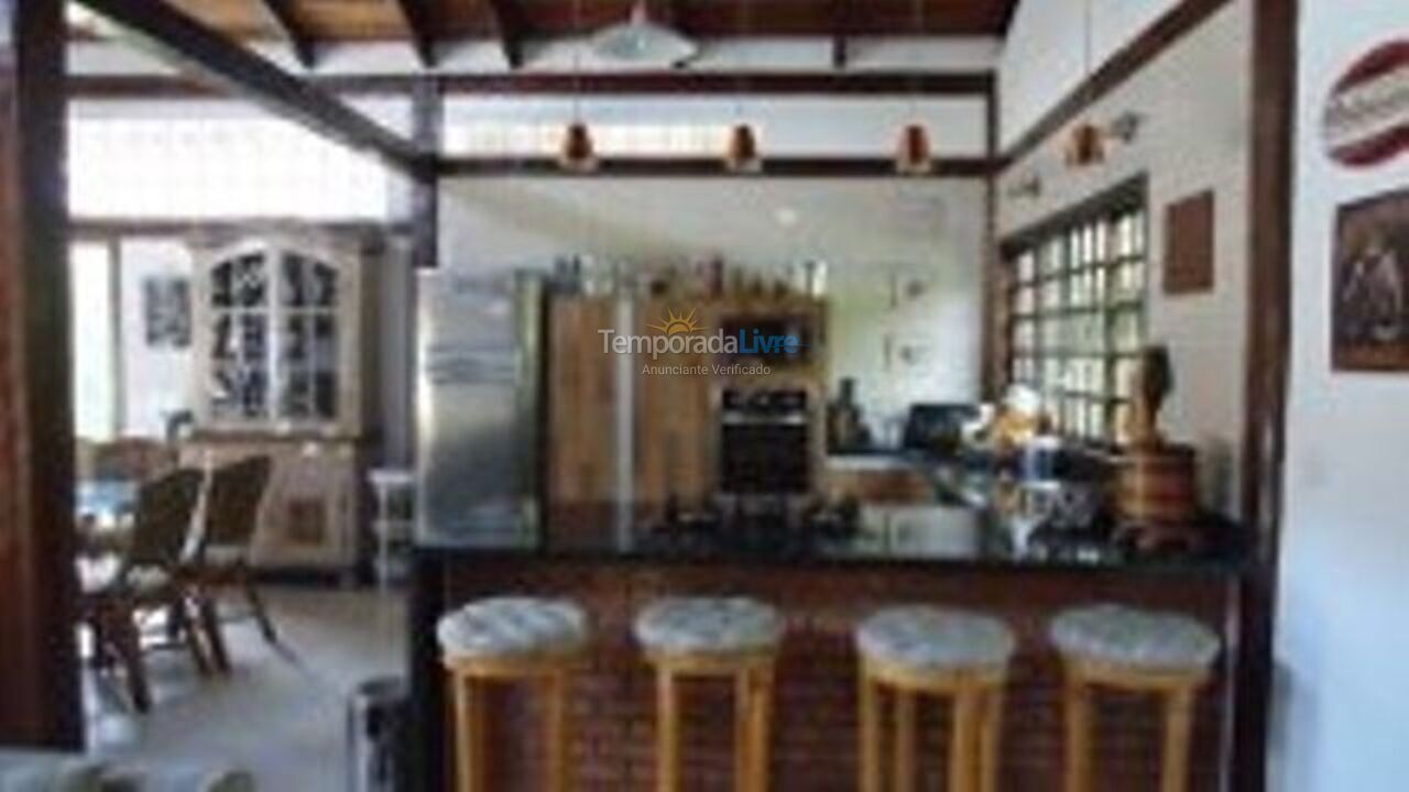 Casa para aluguel de temporada em São Sebastião (Boiçucanga)