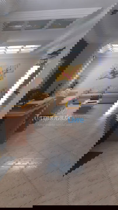 Apartamento para aluguel de temporada em Praia Grande (Canto do Forte)