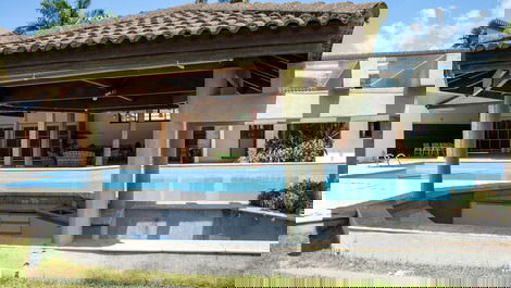LINDA CASA 7/4 ATÉ 15 PESSOAS CHURRASQUEIRA PISCINA E WIFI