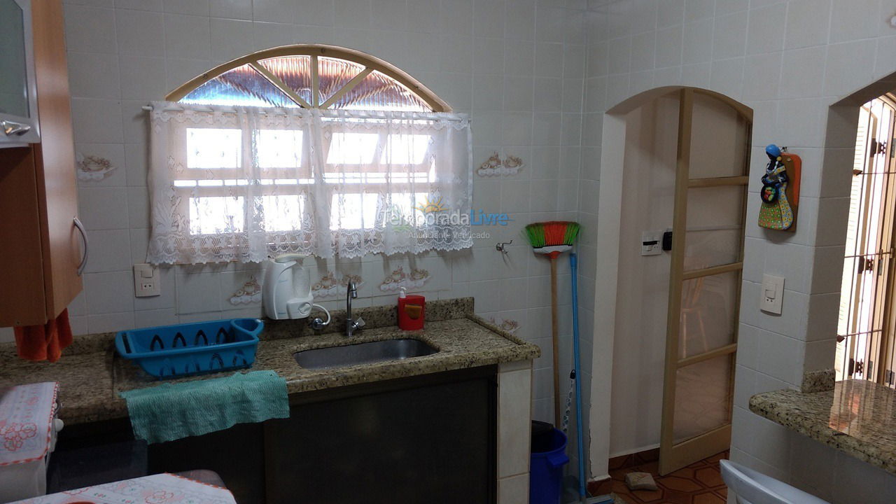 House for vacation rental in Itanhaém (Balneário Tupy)