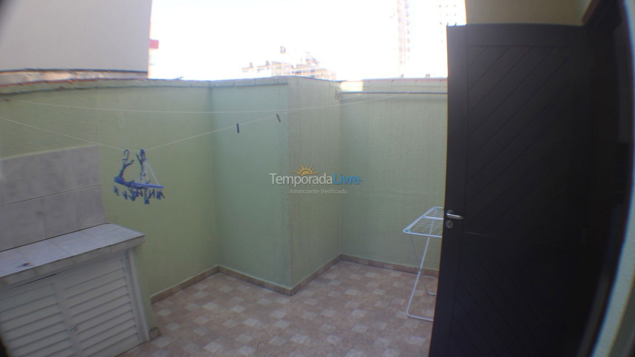 Apartamento para aluguel de temporada em Itapema (Meia Praia)