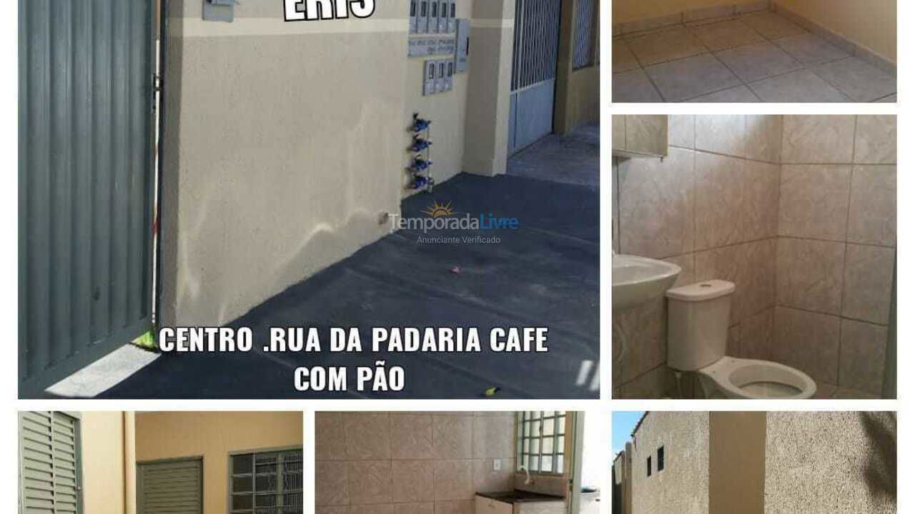 Casa para aluguel de temporada em Caldas Novas (Estância Buritis)