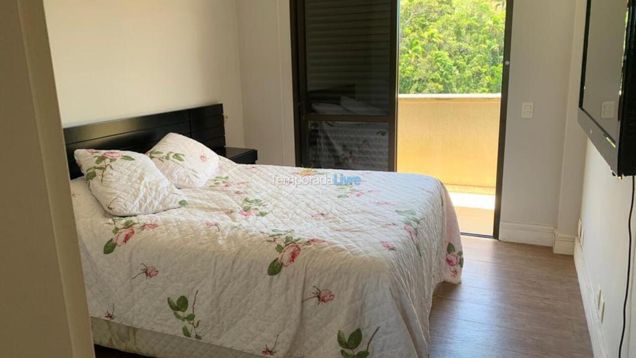 Apartamento para aluguel de temporada em Guarujá (Sorocotuba)