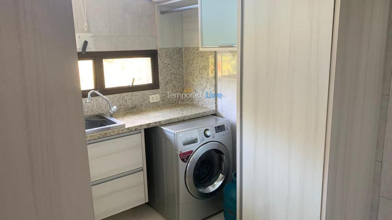 Apartamento para aluguel de temporada em Guarujá (Sorocotuba)