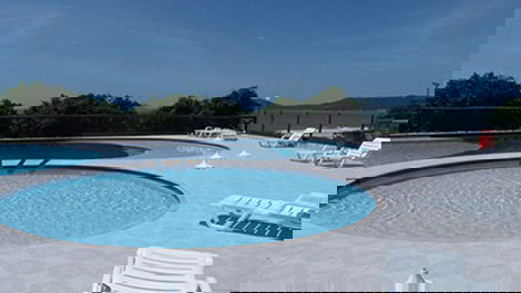 Apartamento, piscina saída direto ao mar, 1 dormitório - Canasvieiras
