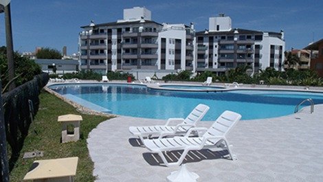Apartamento, piscina saída direto ao mar, 1 dormitório - Canasvieiras