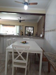 Great house with pool, gourmet area and 4 bedrooms