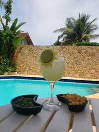 House with pool on Rivieira de São Lourenço beach