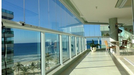 Wonderful Beachfront Fit | Gourmet Balcony | 4 suites