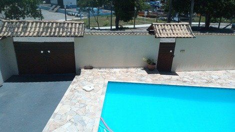 Rio das Ostras Casa Duplex Piscina(Maior piscina de R.O) Pé na Areia!