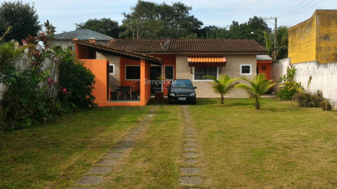Casa para alquiler de vacaciones em São Sebastião (Praia da Boracéia)