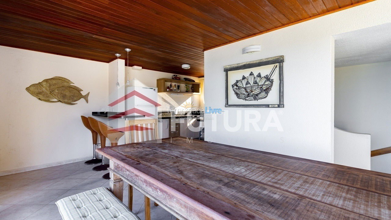 House for vacation rental in Bombinhas (Praia de Bombas)