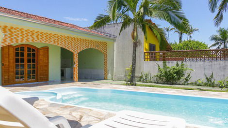 House in Guaratuba, PR 480 meters from the Sea