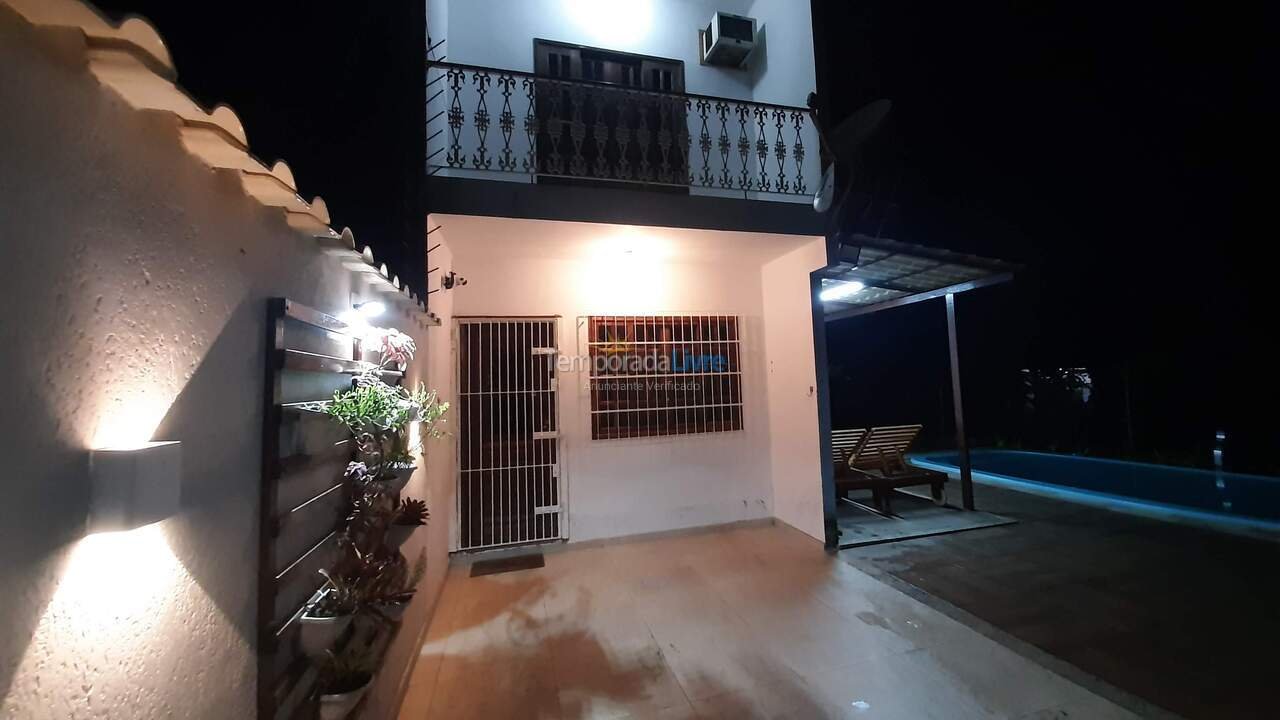 House for vacation rental in Mangaratiba (Praia do Saco)