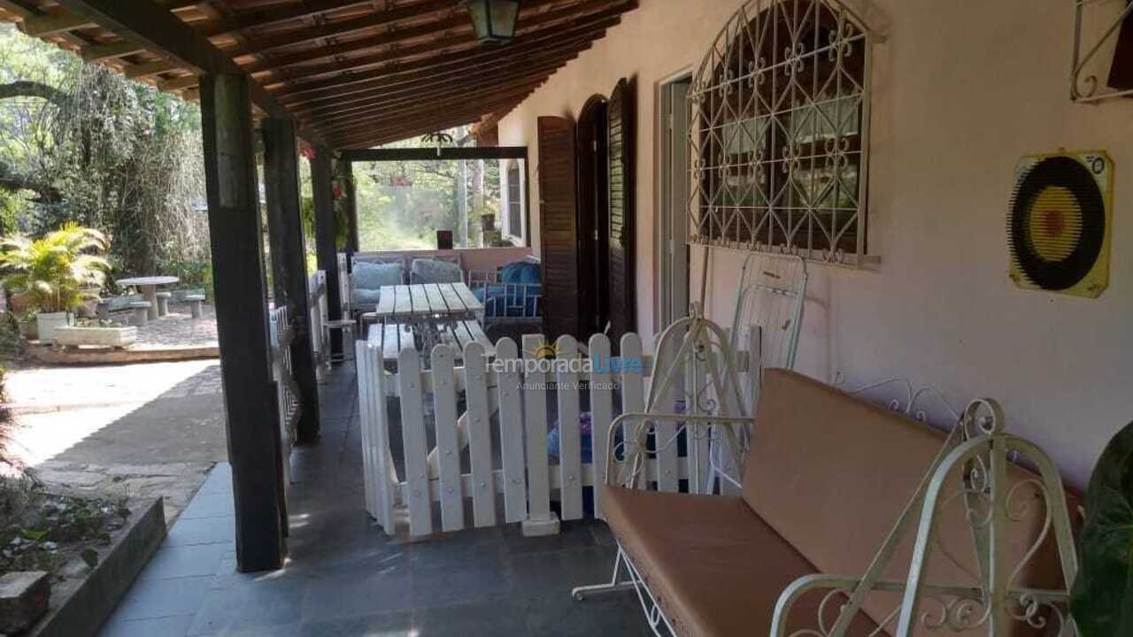 Chácara / sítio para aluguel de temporada em Atibaia (Portão)