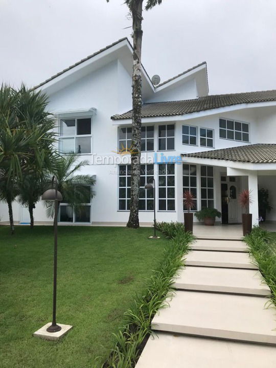 Casa para aluguel de temporada em Guarujá (Jardim Acapulco)