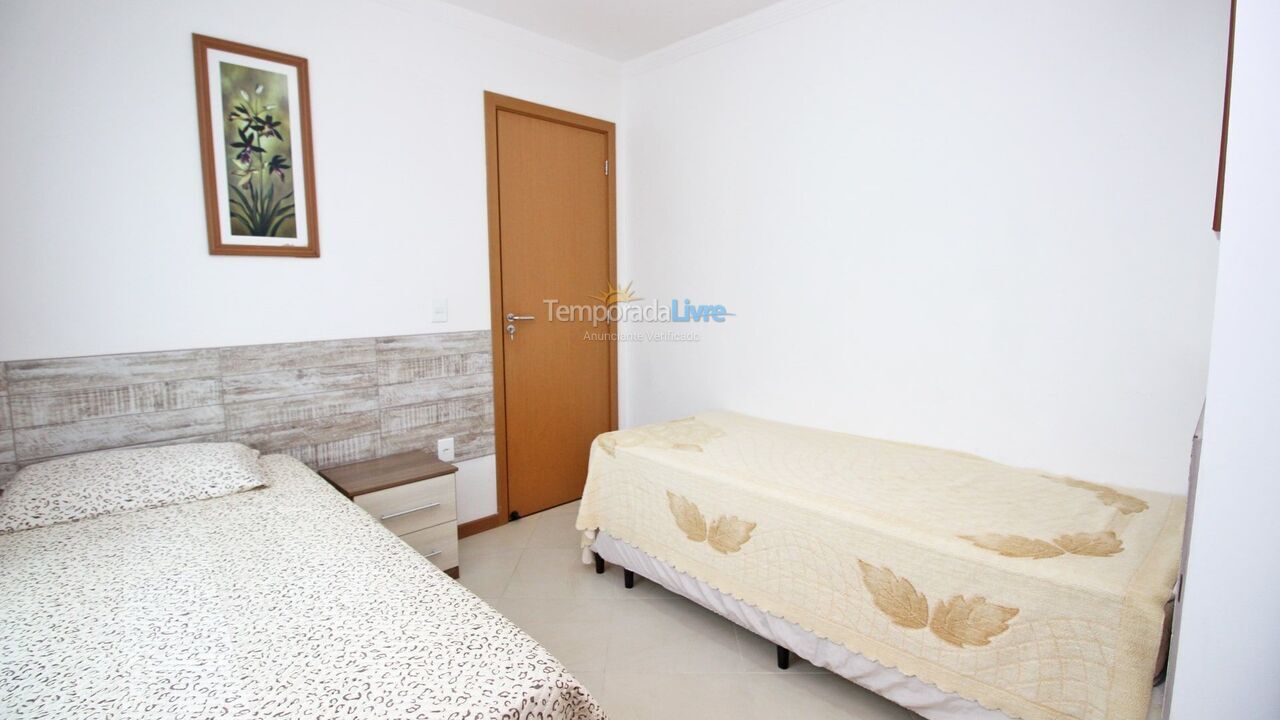 Apartamento para alquiler de vacaciones em Bombinhas (Praia de Bombas)