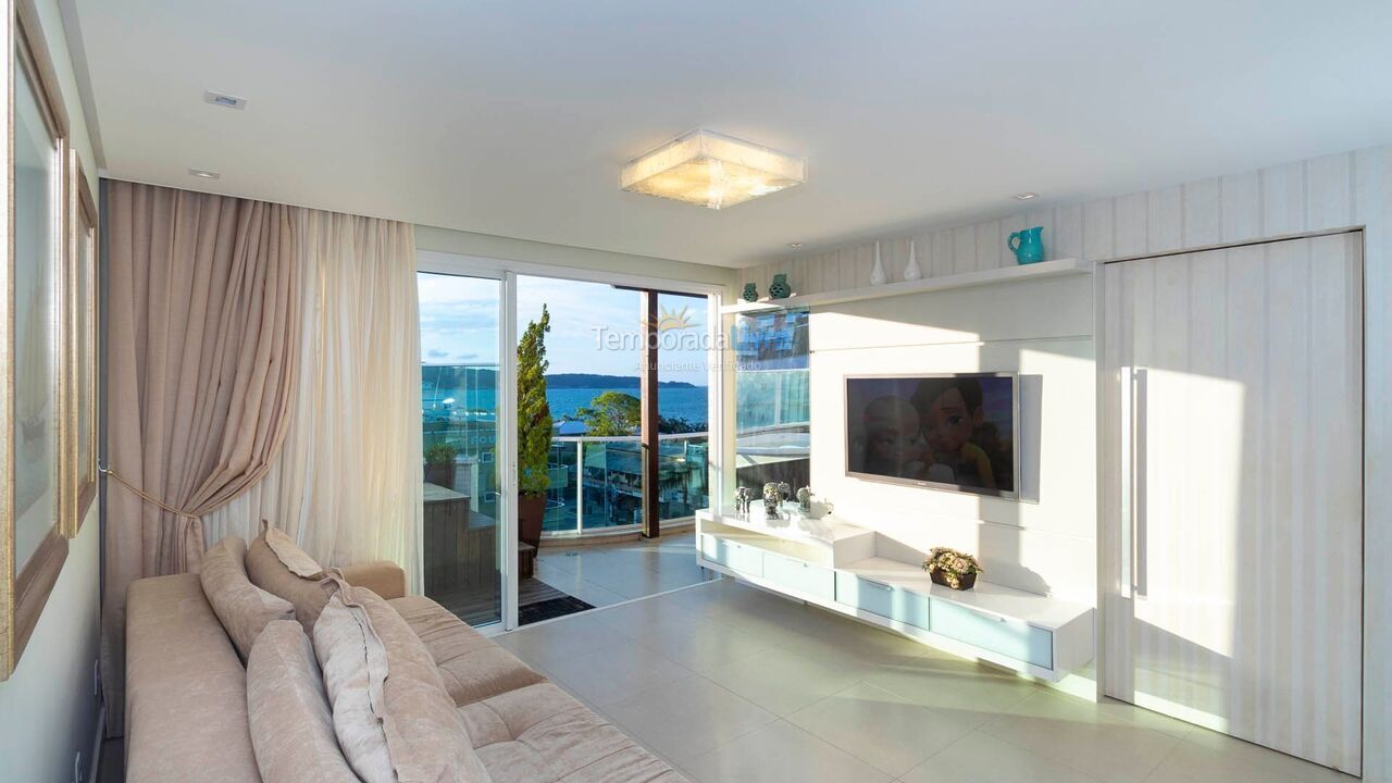 Apartment for vacation rental in Bombinhas (Praia de Bombinhas)