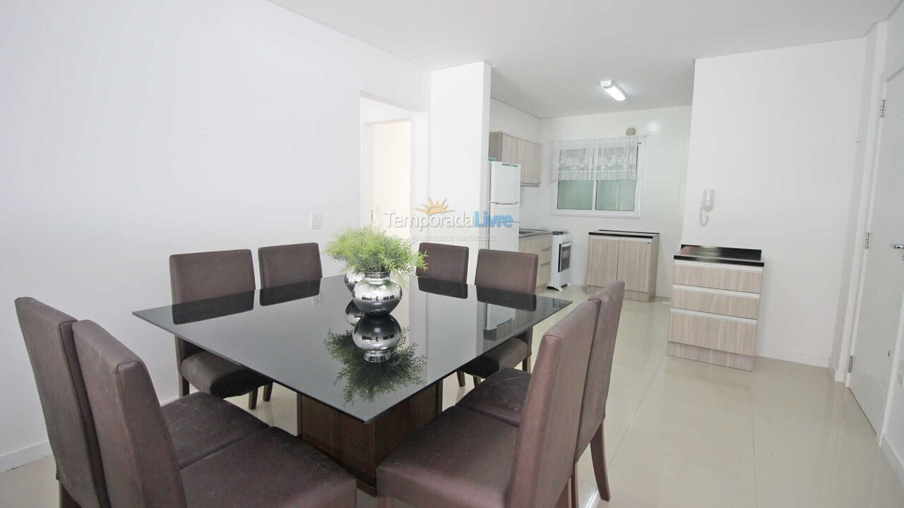 Apartment for vacation rental in Bombinhas (Praia de Bombinhas)