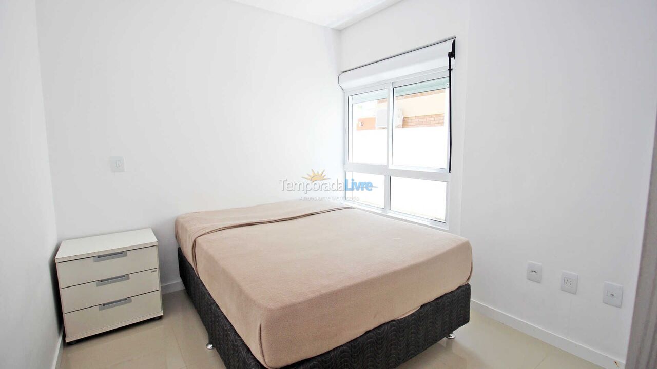 Apartment for vacation rental in Bombinhas (Praia de Bombinhas)