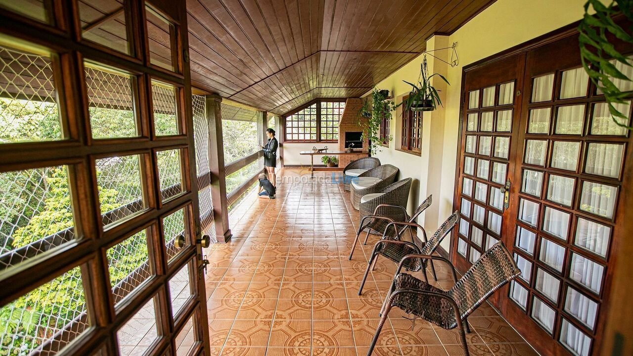 House for vacation rental in Campos do Jordão (Jardim Primavera)