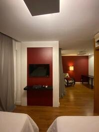 Apartment next to Ibirapuera Park with Smart TV